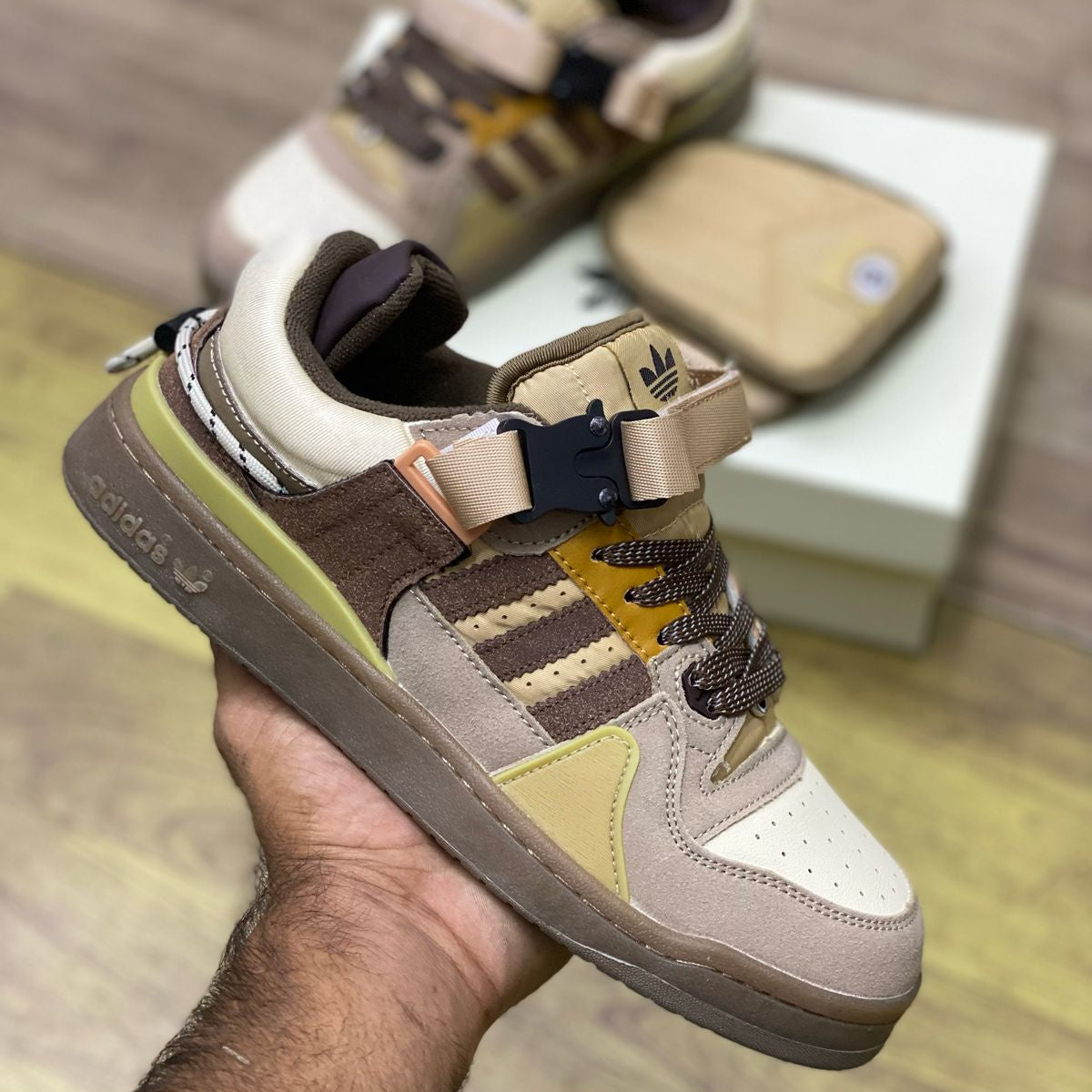 Adidas Forum Low Buckle