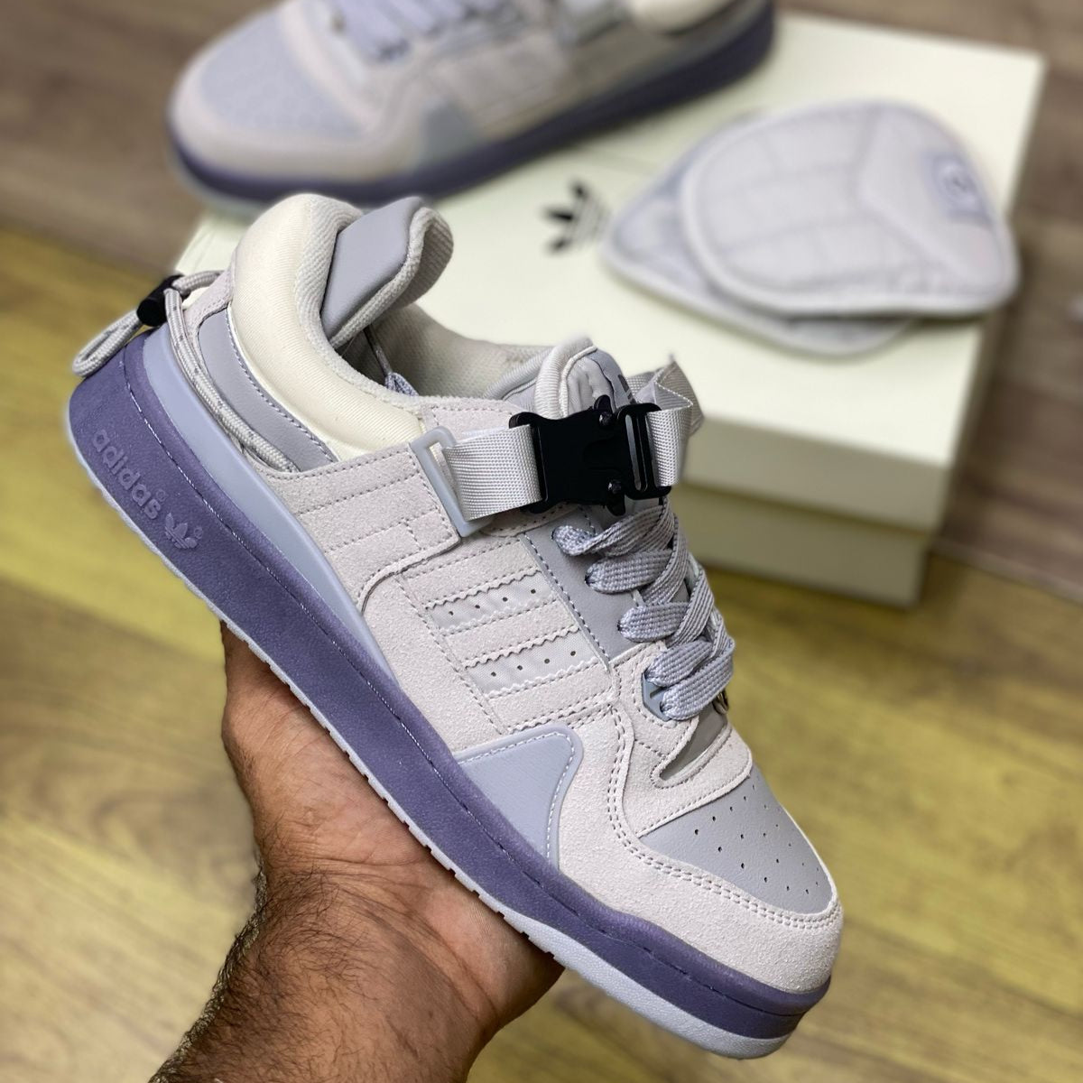 Adidas Forum Low Buckle