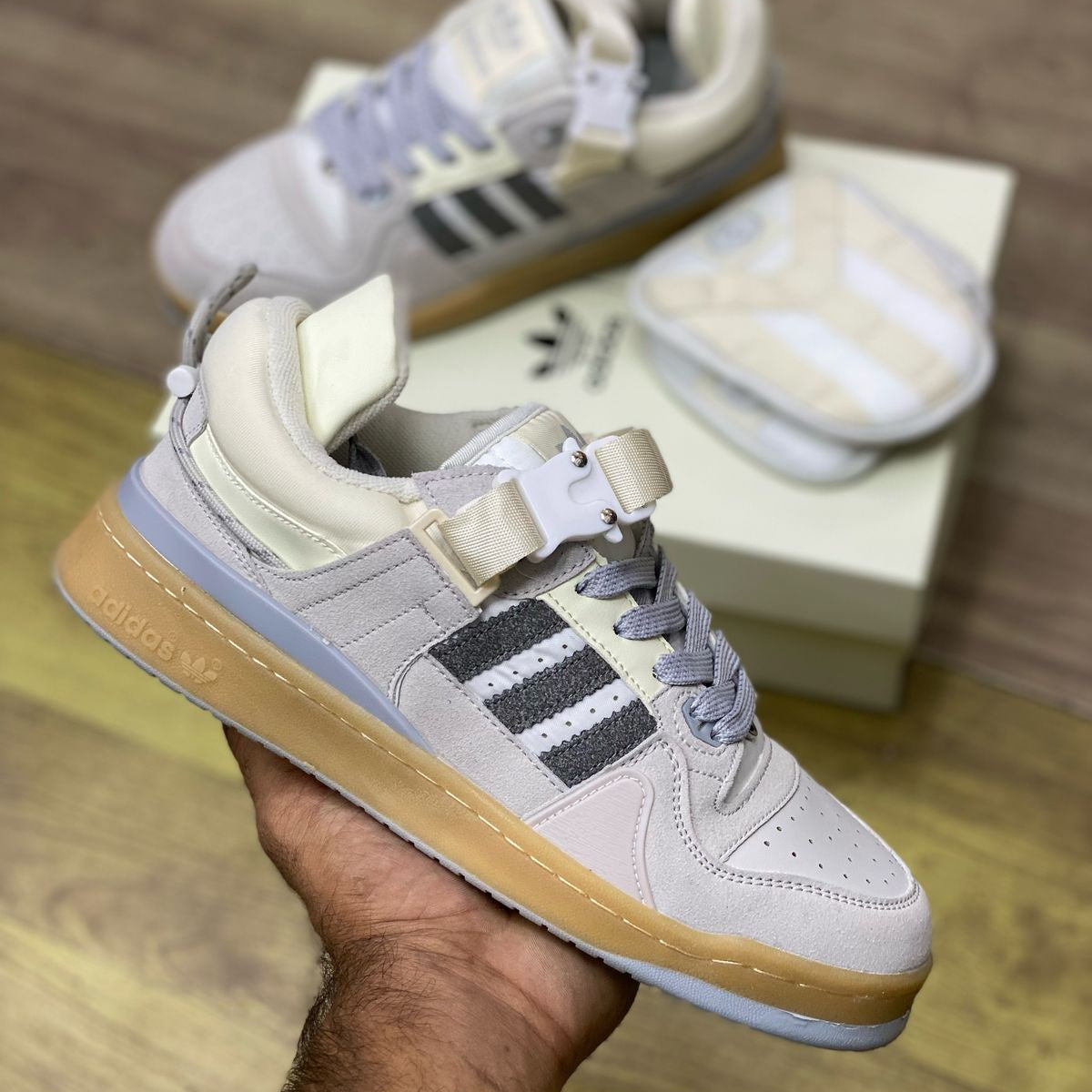 Adidas Forum Low Buckle