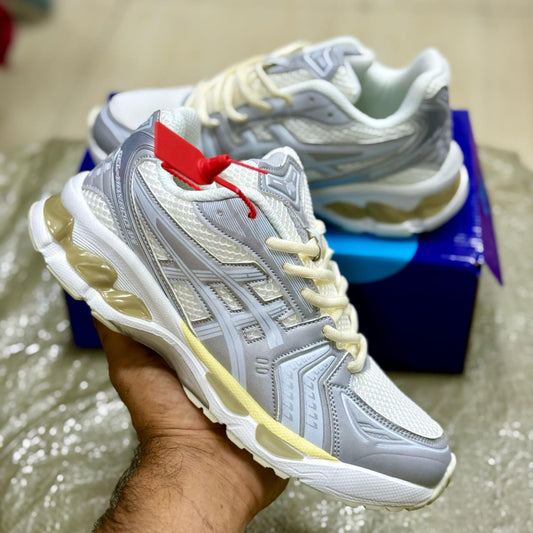 GelStride X1 – Retro Silver Running Sneakers